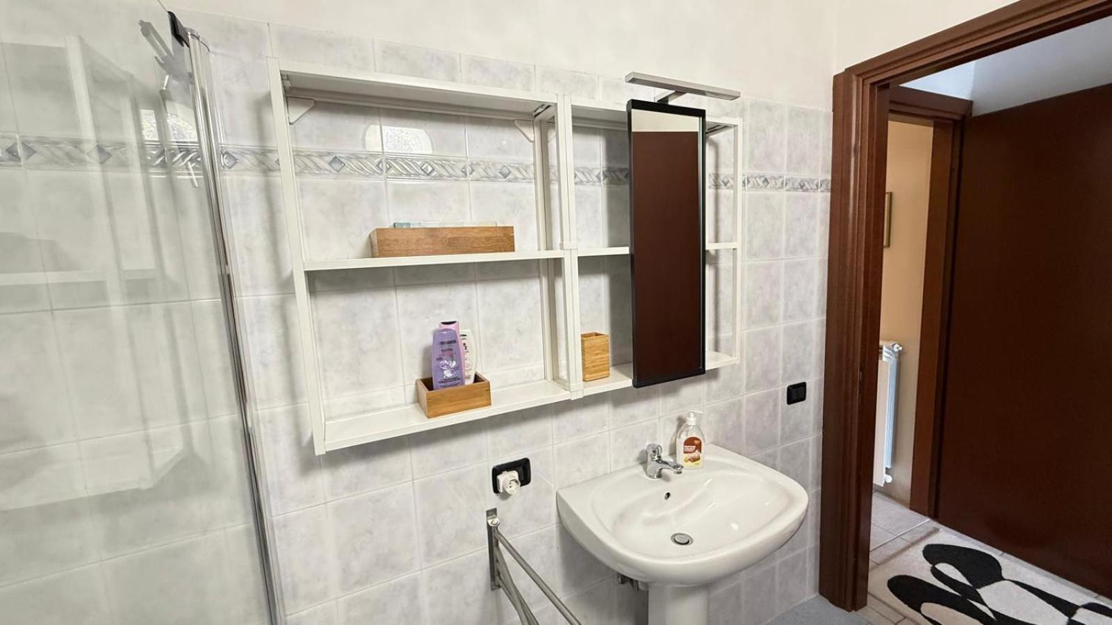 1-Bedroom Apartment Bello Posto Acquaseria Exteriör bild